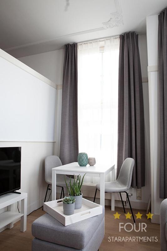 Four Star Apartments - Berkenbosch Blokstraat The Hague Room photo