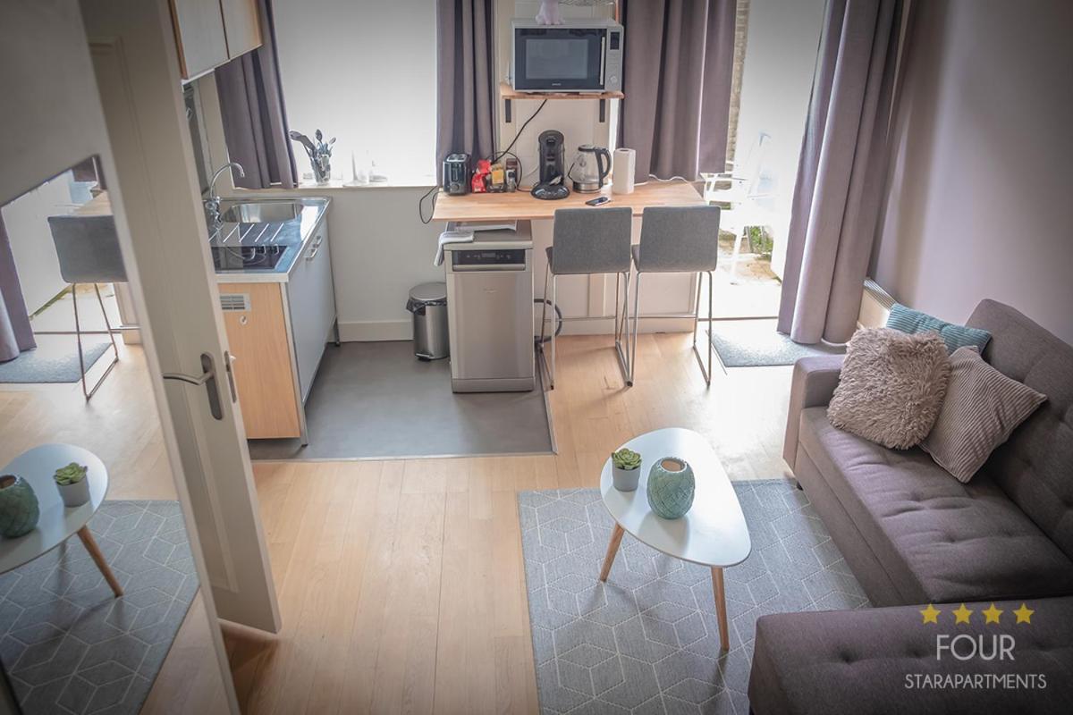 Four Star Apartments - Berkenbosch Blokstraat The Hague Room photo